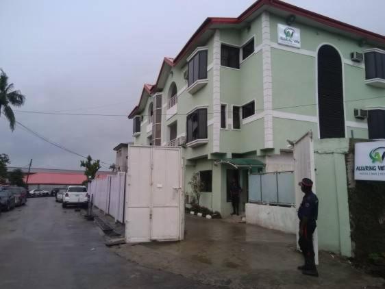 Alluring View Hotel - Toyin Sreet Ikeja Exteriör bild